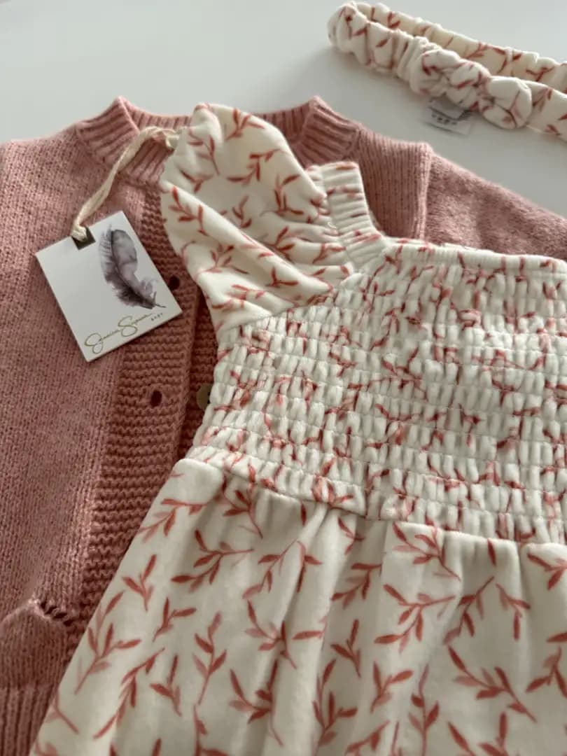 Conjunto saco de lana y enterizo rosa